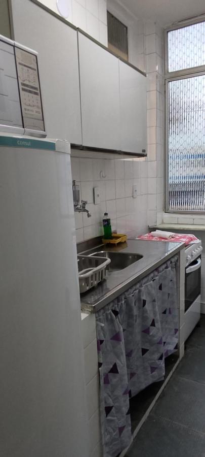 Quitinete A Poucos Passos Da Praia No Ponto Mais Central Da Cidade. 구아라파리 외부 사진